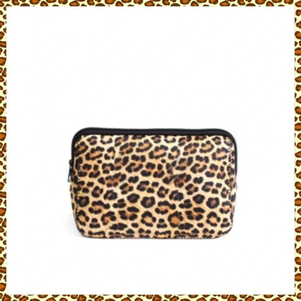 Leopard print cosmetic storage bag
